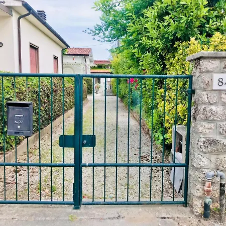 Holiday home Beatrice Versilia - Dei Marmi